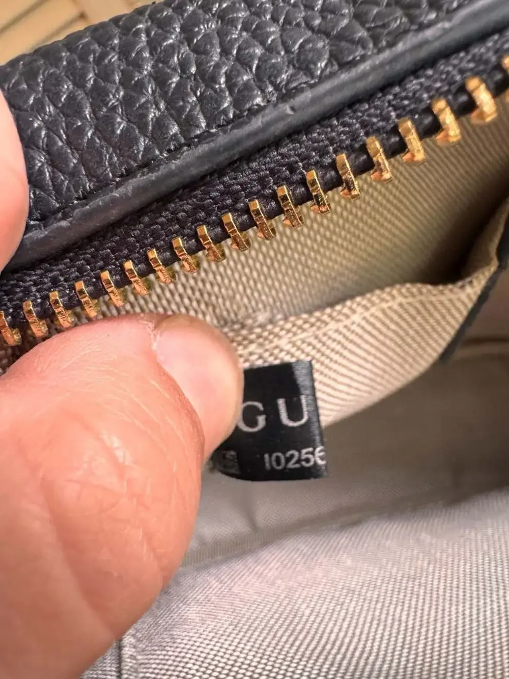 Gucci Black Pebbled Leather Soho Disco Crossbody Bag